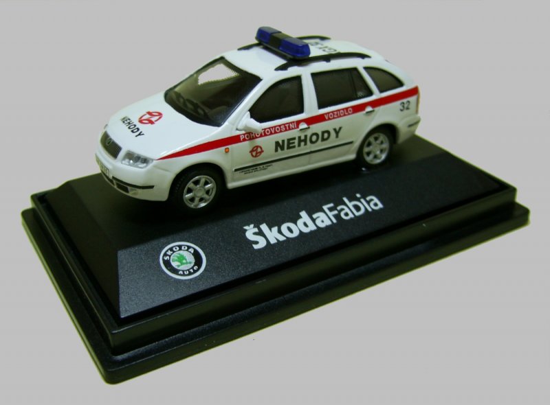 Skoda Fabia I Pohotovostni Vozidlo Nehody Nr. 32. Mastab 1:72 Hersteller Abrex aus Tschechien. Weitere Bilder auf http://www.skoda-modelle.de 
