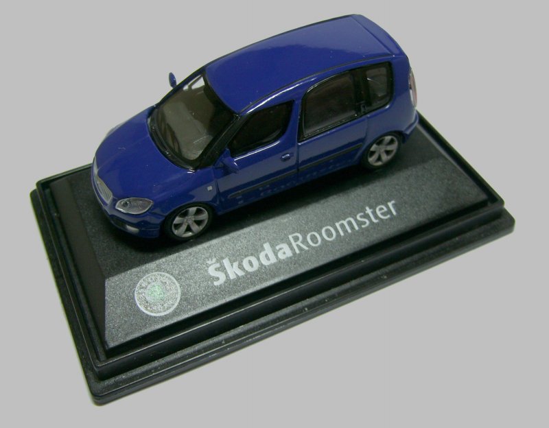 Skoda Roomster der Firma Abrex aus Tschechien. Modellmastab 1:72 Weitere Modelle auf meiner Homepage http://www.skoda-modelle.de